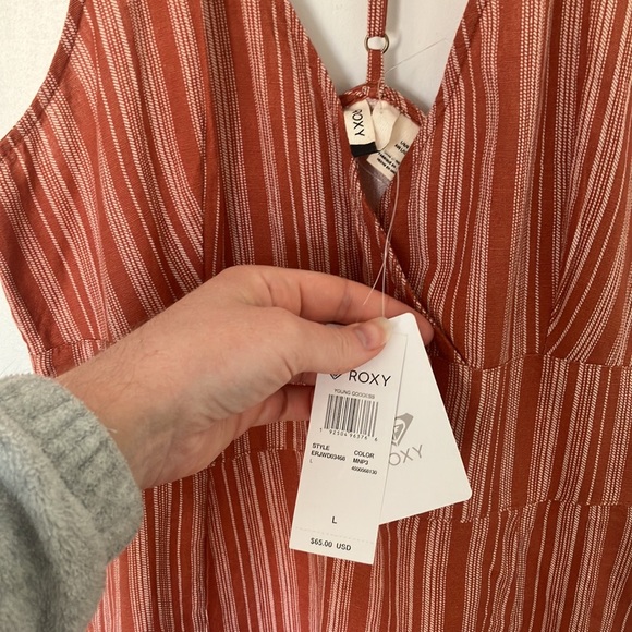 NWT Roxy Halter Dress Large - Picture 2 of 7